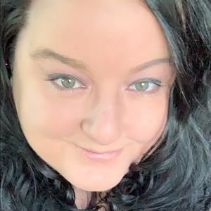 Meet your Posher, Misty